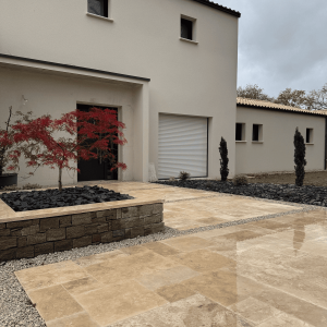 image d'une entrée de maison